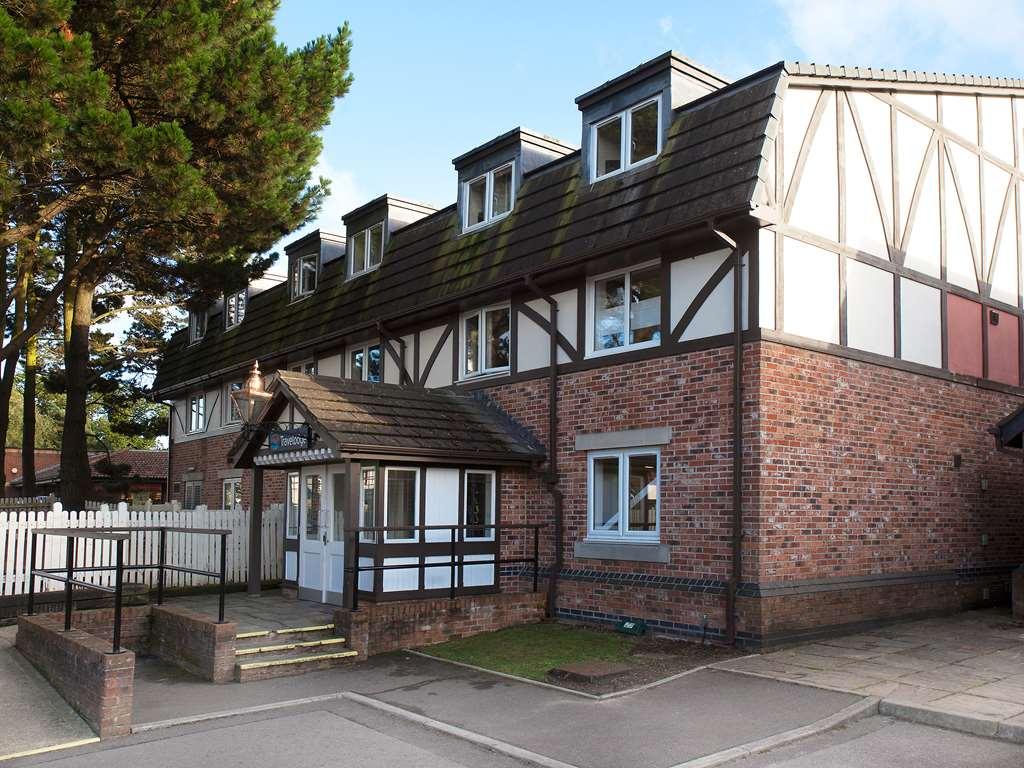 Travelodge Bournemouth Cooper Dean Exterior foto